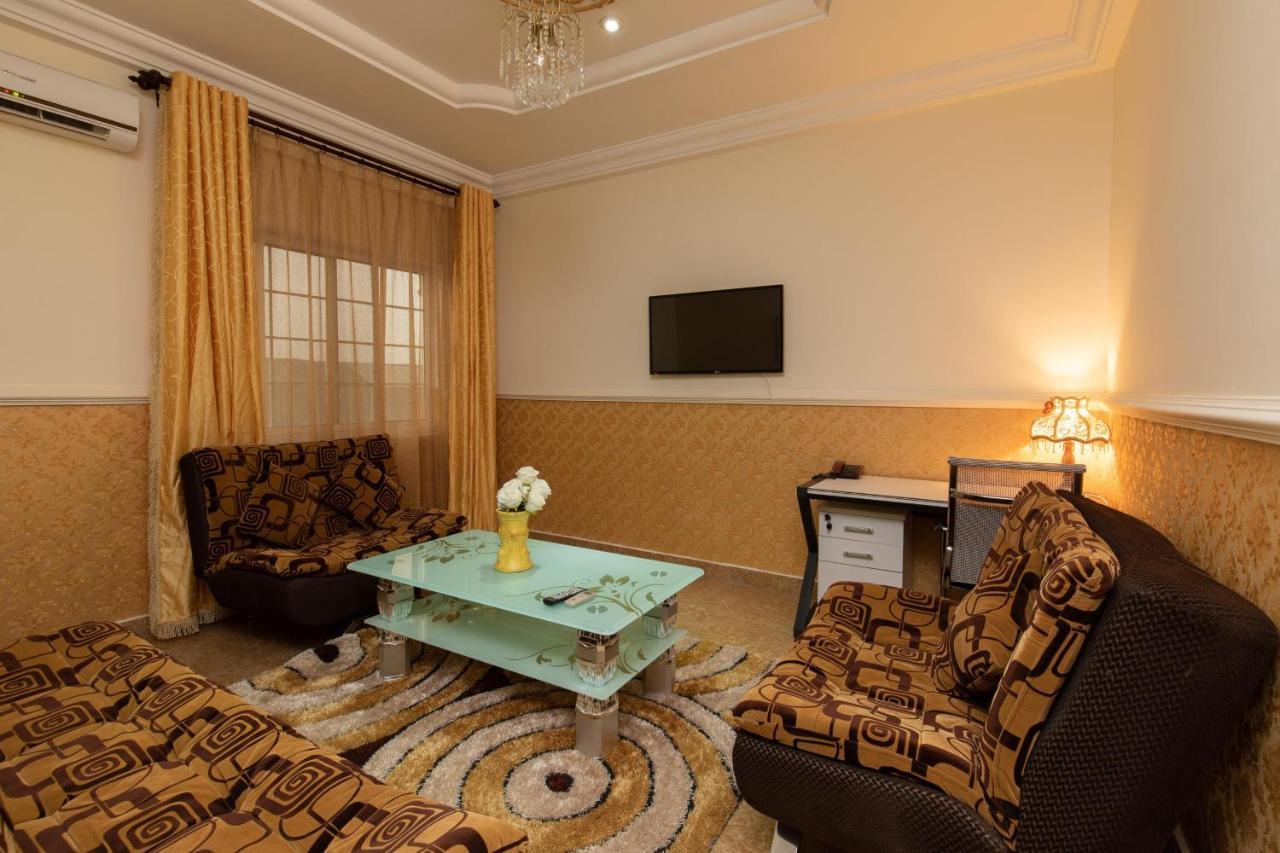 Ag Hotel And Suites Ogbodjo Esterno foto