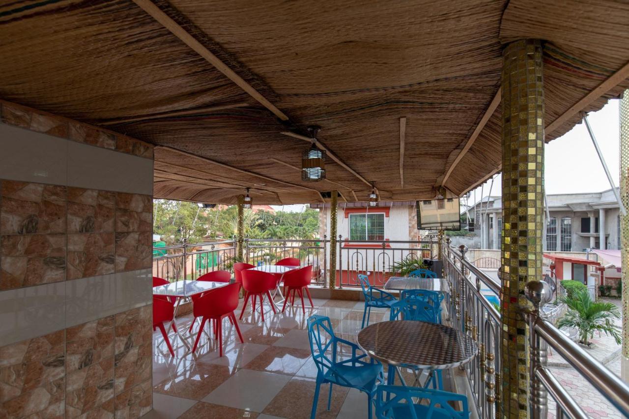 Ag Hotel And Suites Ogbodjo Esterno foto