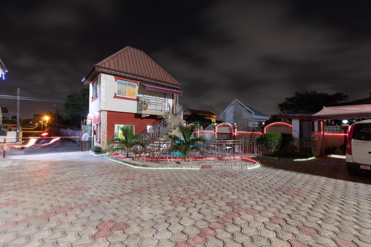 Ag Hotel And Suites Ogbodjo Esterno foto